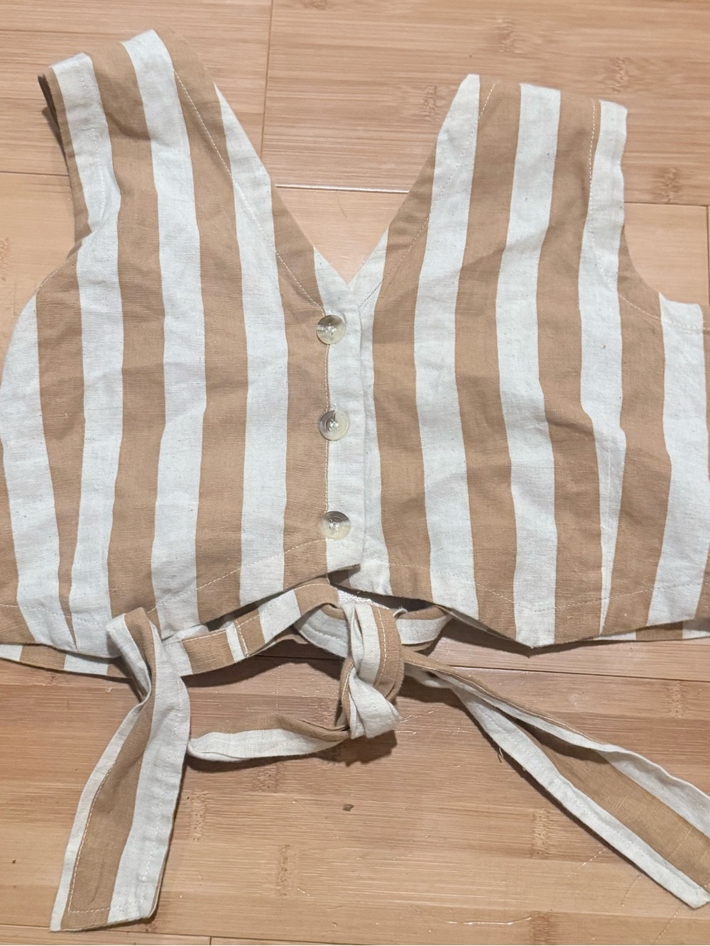 Amuse Society Striped Tan & White Tie-Front Crop Top Size M